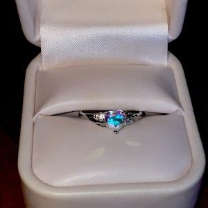 Heart shaped ring in silver. Quick handling time!